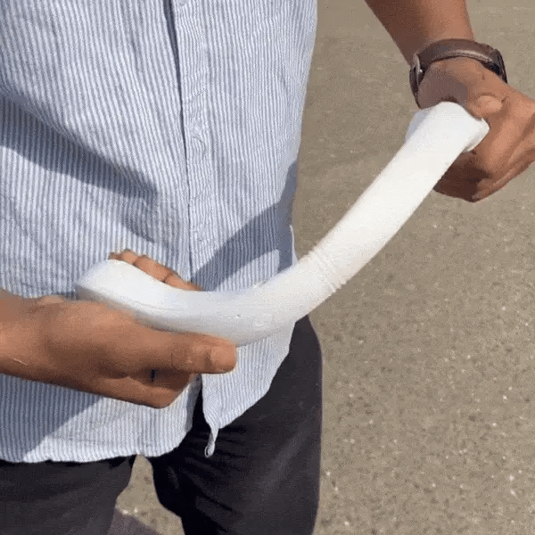 ChillFlow™ Portable Bladeless Neck Fan